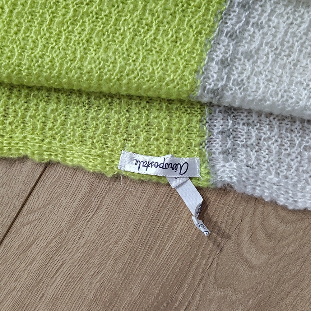 Aeropostale Ladies Winter/Fall Scarf, Neon and Gray, One Size Fits All - Picture 5 of 6